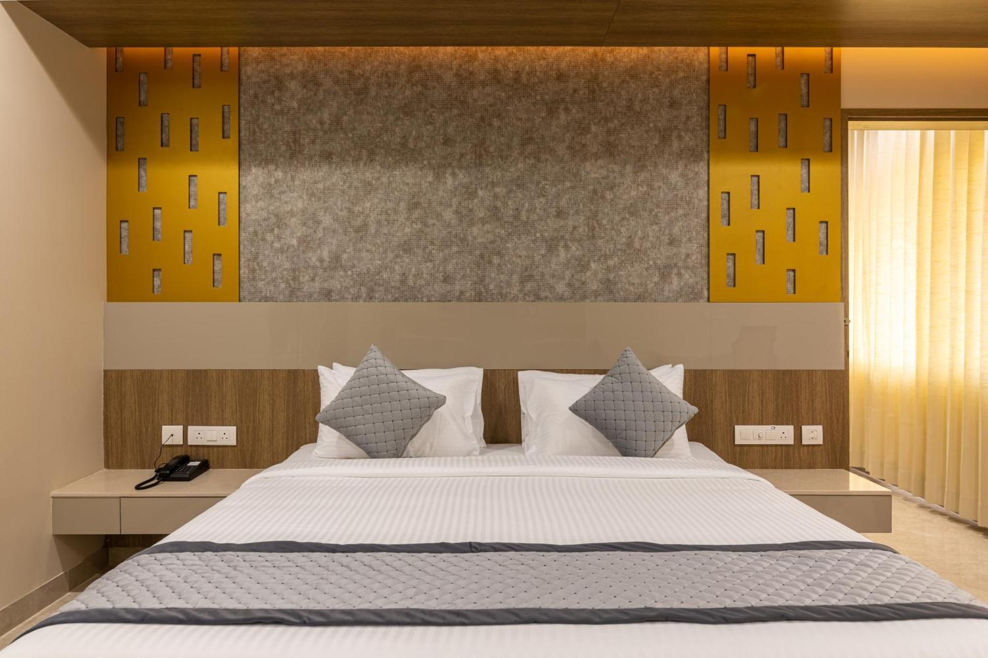 Rathna Residency Hotel Ероде Екстериор снимка