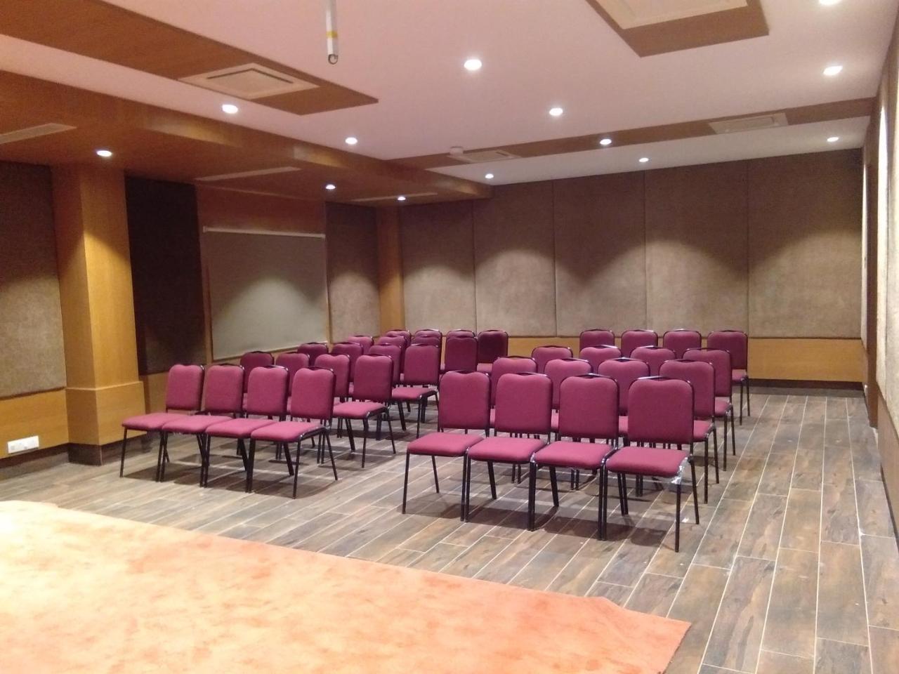 Rathna Residency Hotel Ероде Екстериор снимка