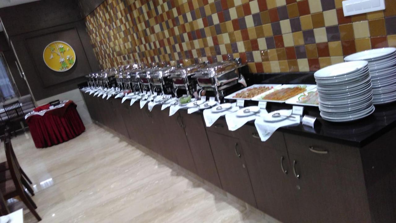 Rathna Residency Hotel Ероде Екстериор снимка